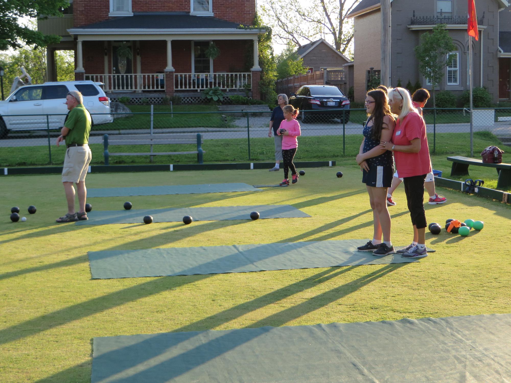St Lawn Bowling Club Regular Club Bowling & Coaching
